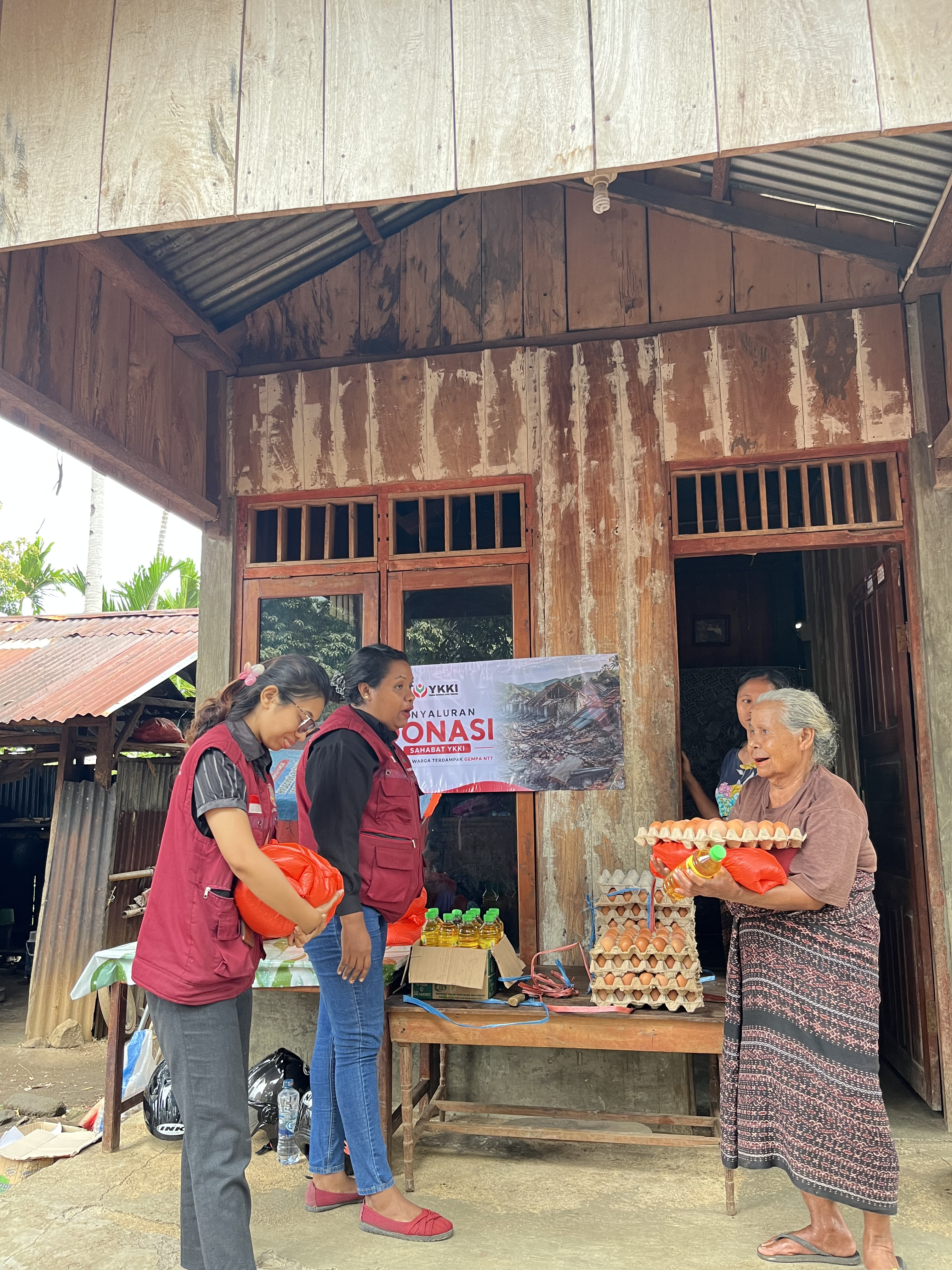 Bantuan Donasi Gempa NTT - Foto 9