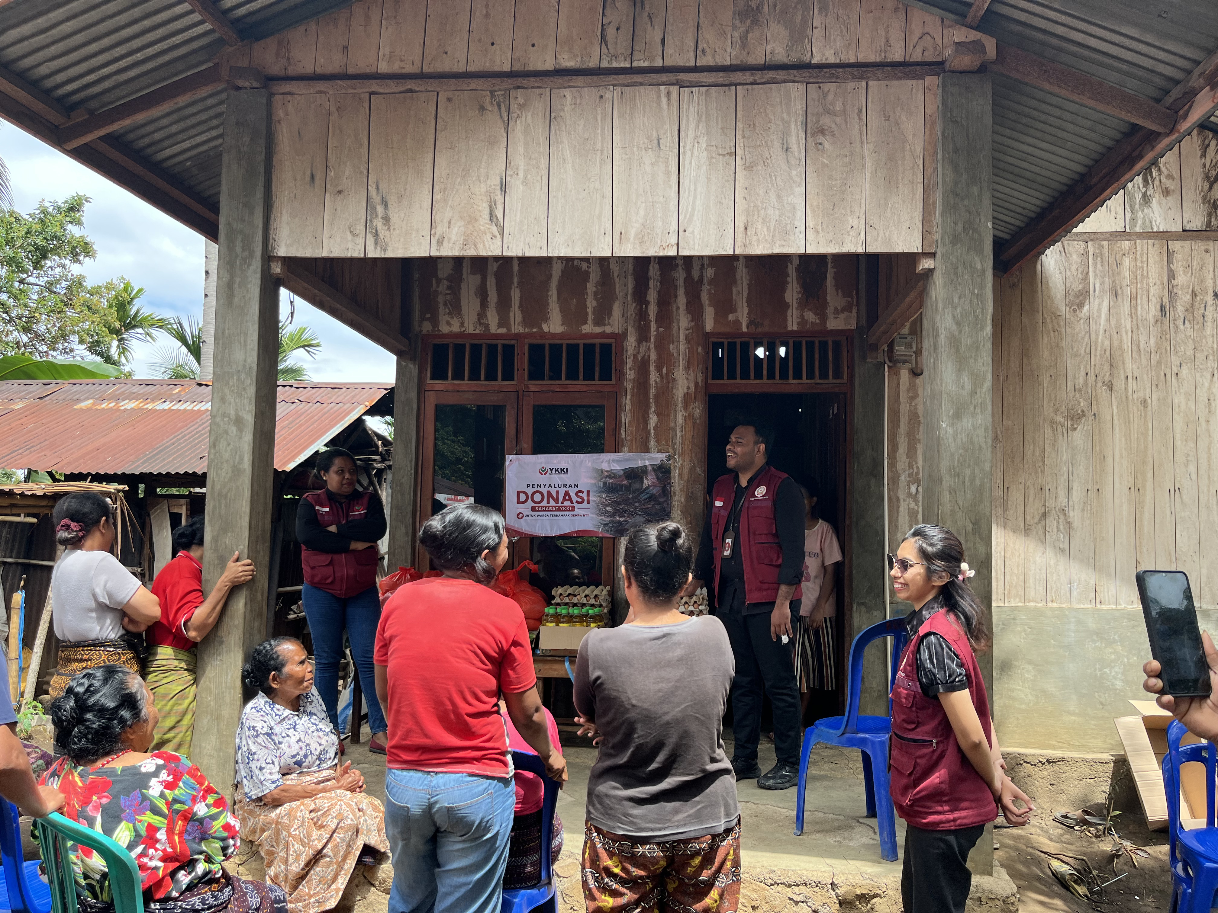 Bantuan Donasi Gempa NTT - Foto 1