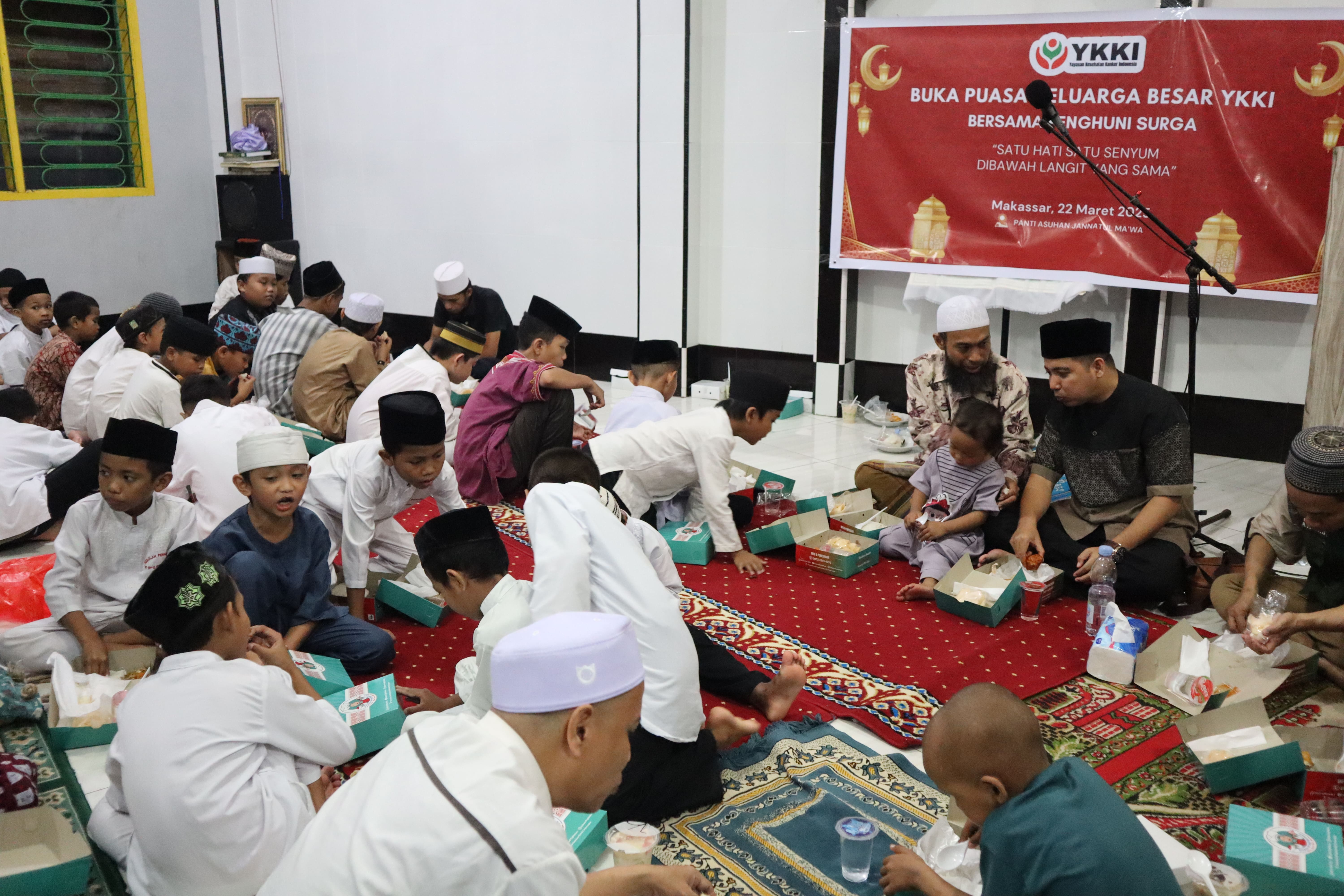 Buka Puasa Bersama Keluarga Besar YKKI