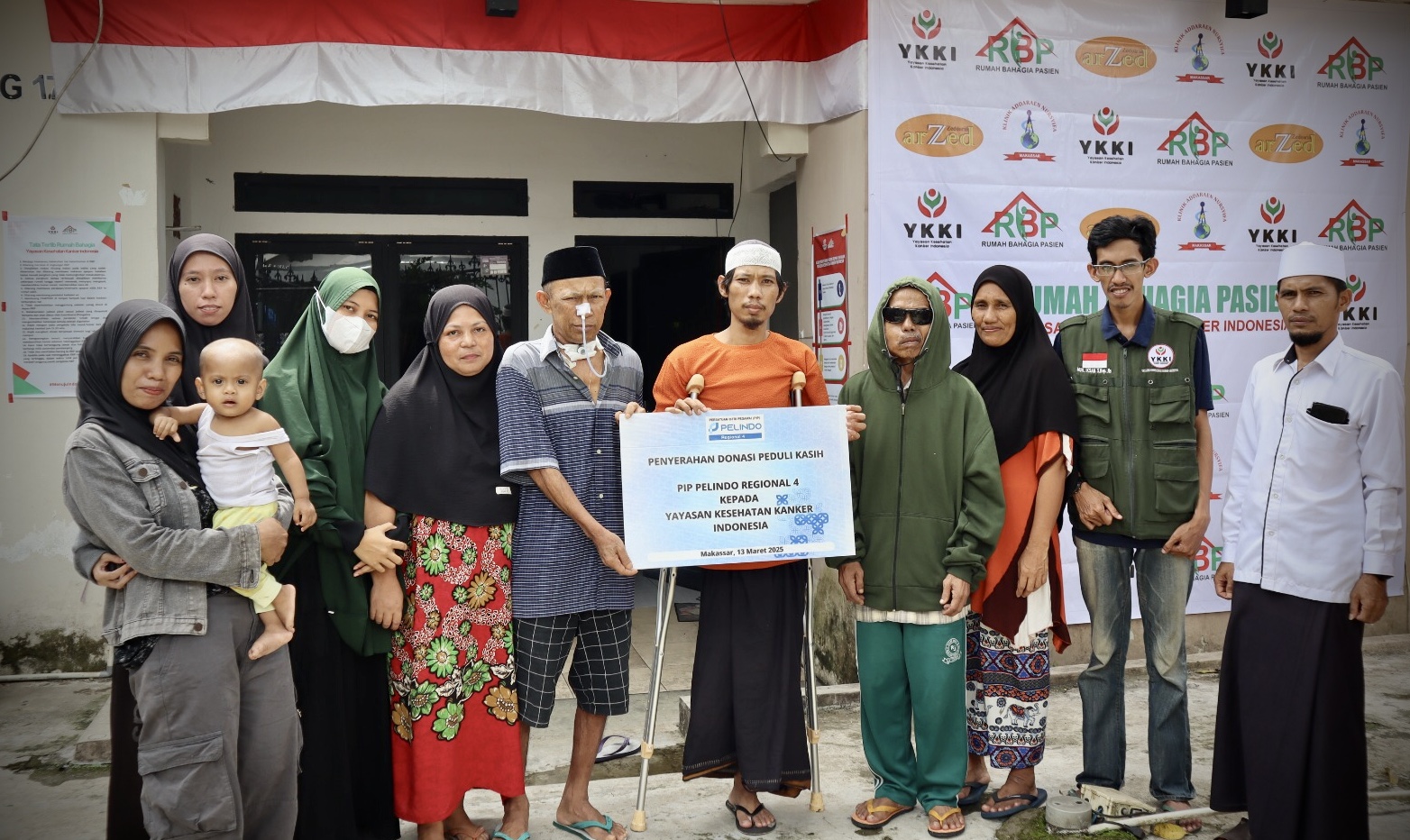 Kunjungan dan bantuan dari para donatur